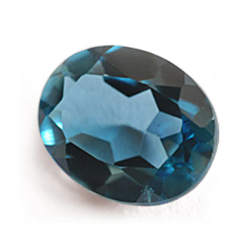 deep blue colored faceted aquamarine specimen